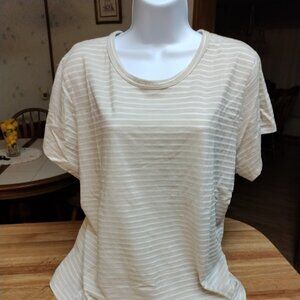 Time & Tru Casual Tee - Size XXXL